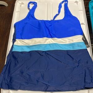 NWT Jones of NewYork two piece tummy smoother swim suit